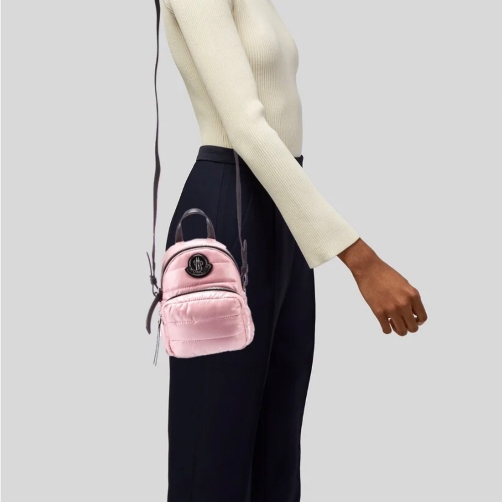 Rare! Moncler pink kilia crossbody bag euc! Trending puffer for summer! - Picture 3 of 6